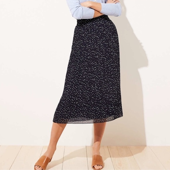 LOFT Dotted Pleated Midi Skirt Size XS Forever Navy Women's lined flowy chiffons - Picture 6 of 9